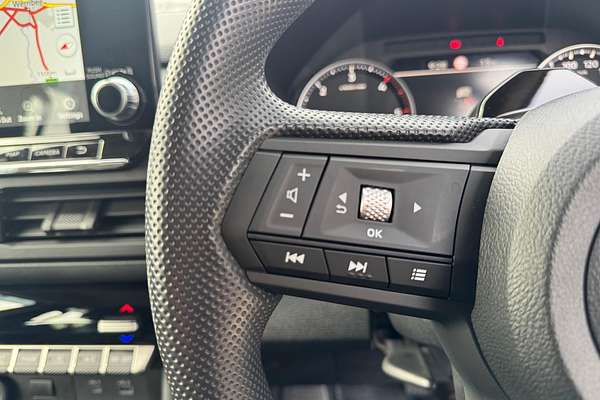 2024 Mitsubishi Triton GLX MV 4X4