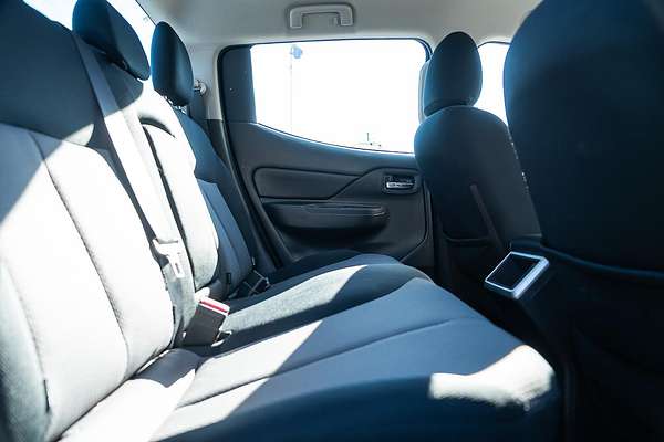 2019 Mitsubishi Triton GLX+ MR 4X4