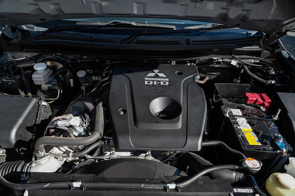 2019 Mitsubishi Triton GLX+ MR 4X4