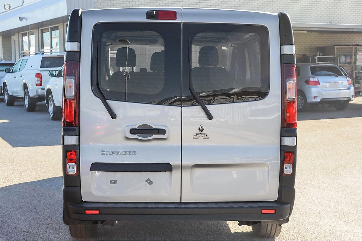 2022 Mitsubishi Express GLX SN SWB