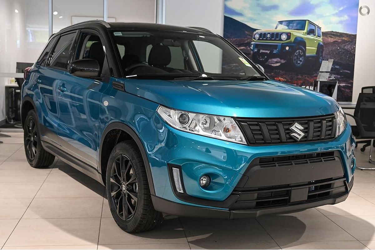2023 Suzuki Vitara Turbo Shadow LY Series II