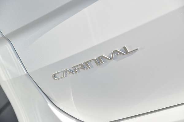 2024 Kia Carnival Platinum KA4