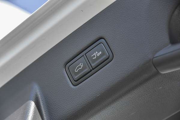 2024 Kia Carnival Platinum KA4