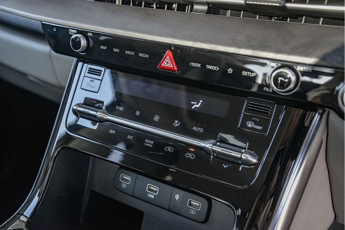 2024 Kia Carnival Platinum KA4