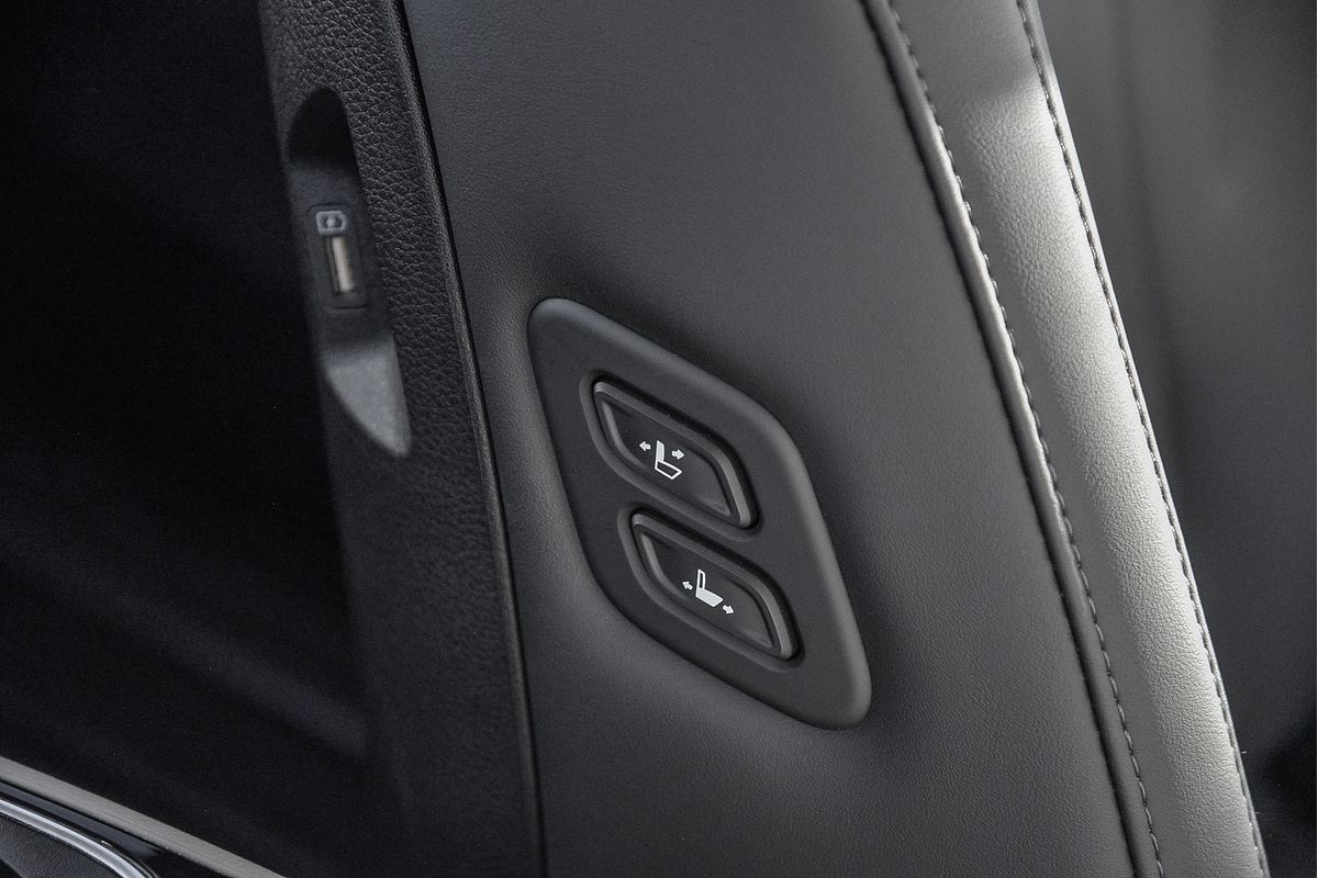 2024 Kia Carnival Platinum KA4