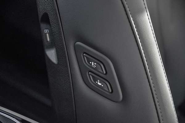2024 Kia Carnival Platinum KA4