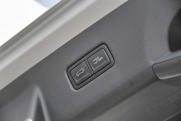 2022 Kia Carnival Platinum KA4