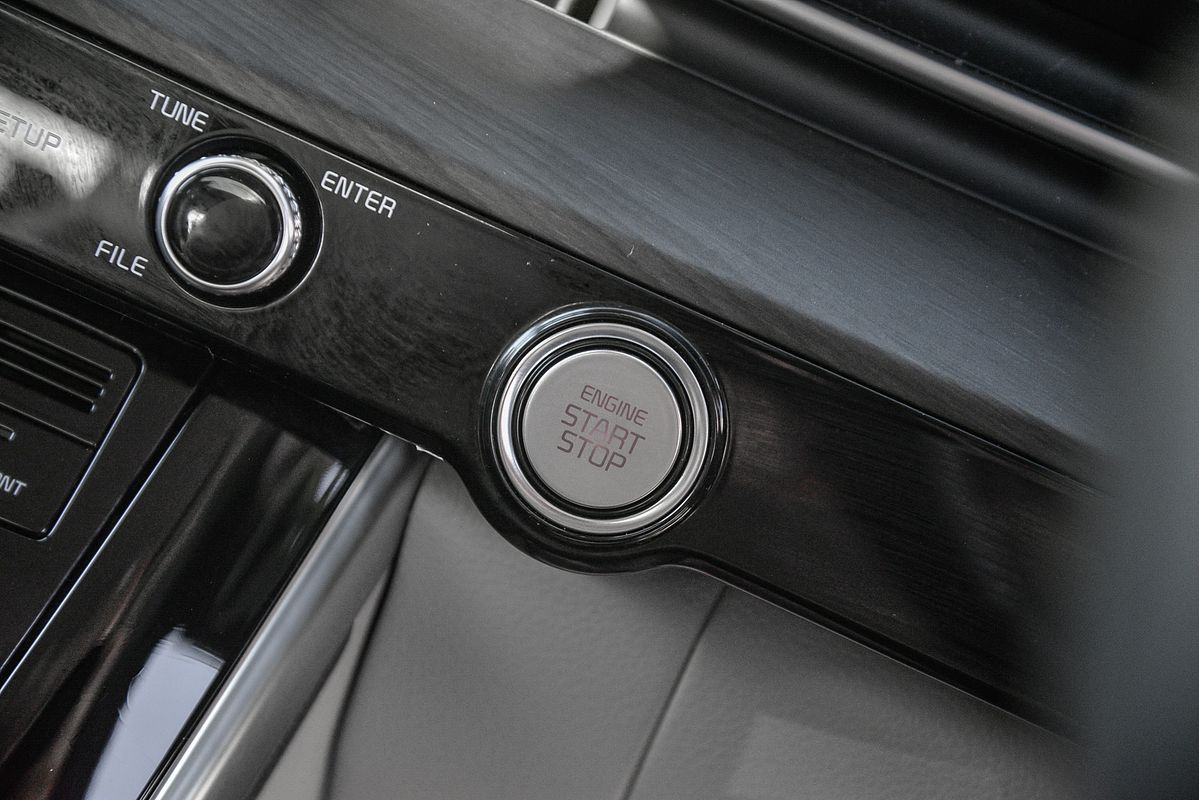 2022 Kia Carnival Platinum KA4