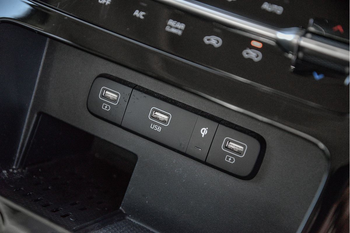 2022 Kia Carnival Platinum KA4