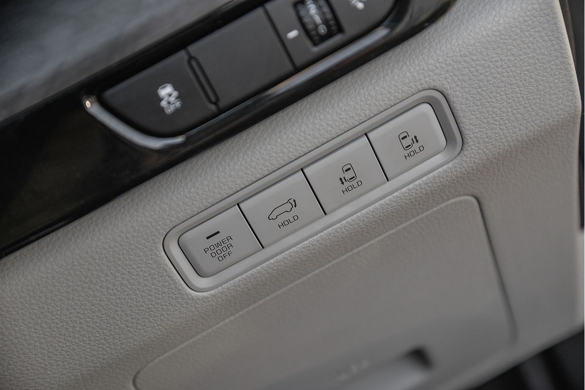 2022 Kia Carnival Platinum KA4