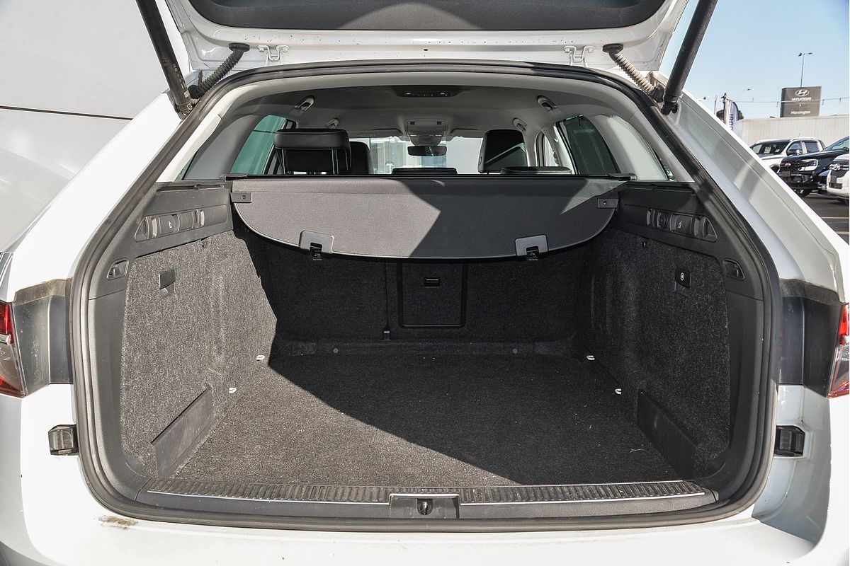 2022 SKODA Superb 162TSI Style NP