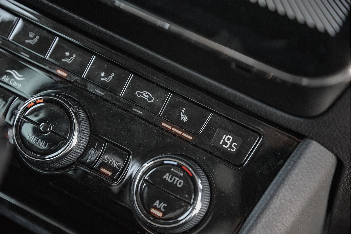 2022 SKODA Superb 162TSI Style NP
