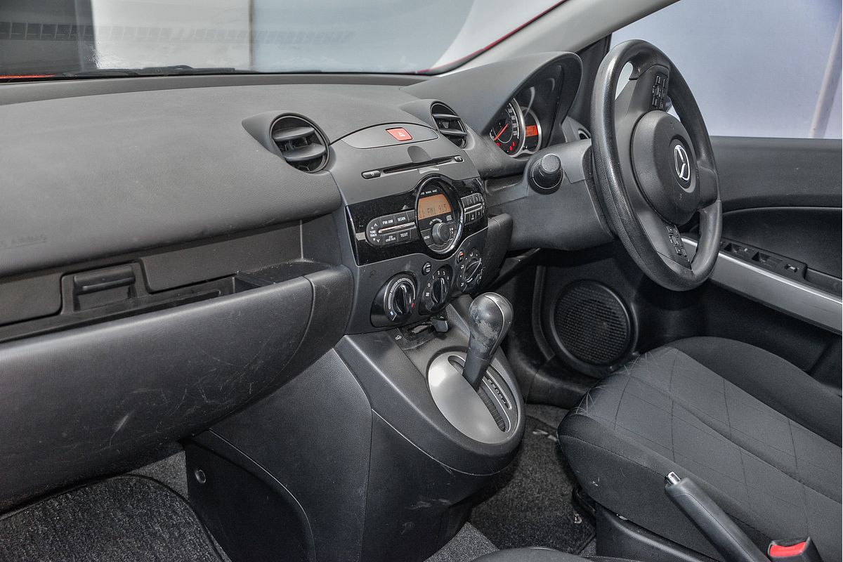 2014 Mazda 2 Neo Sport DE Series 2
