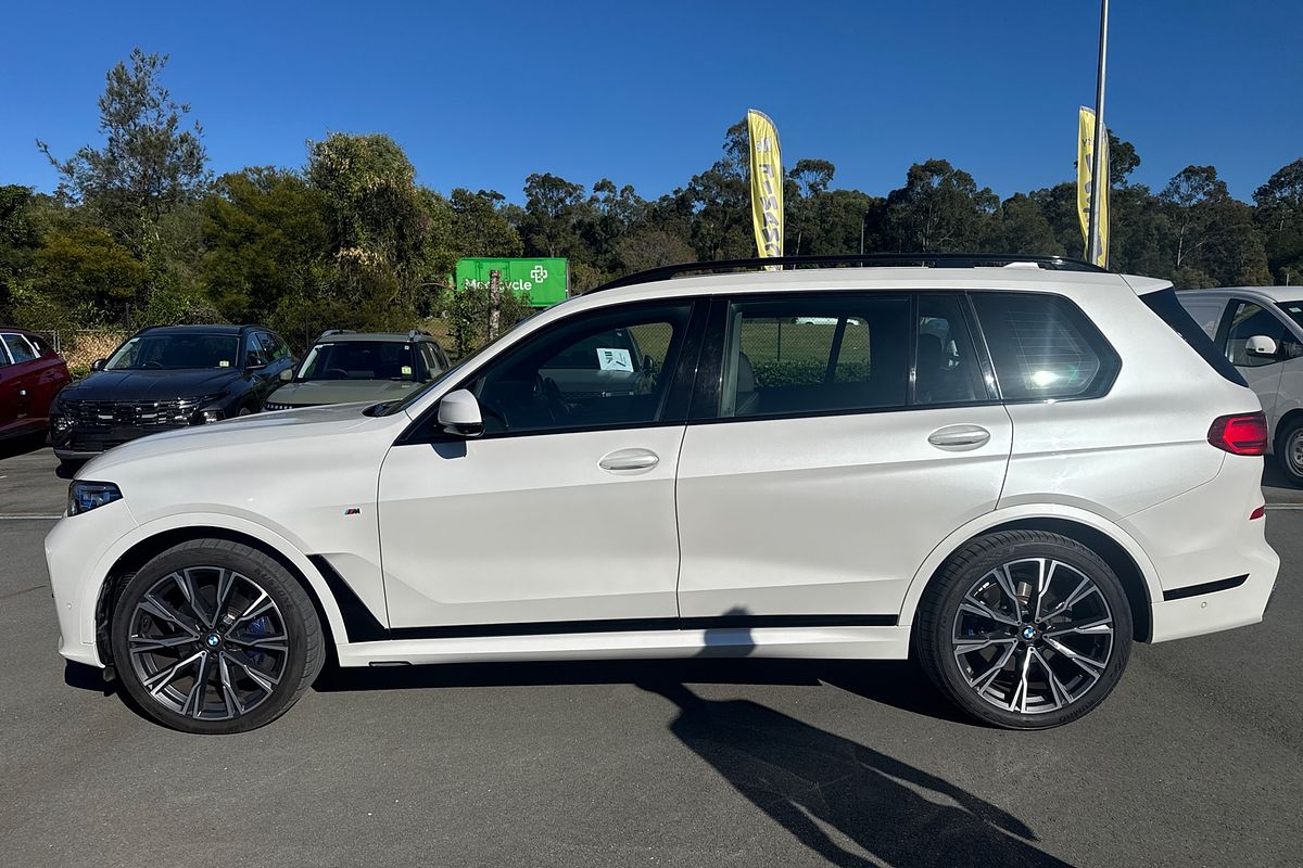 2022 BMW X7 xDrive30d G07