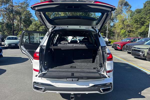 2022 BMW X7 xDrive30d G07