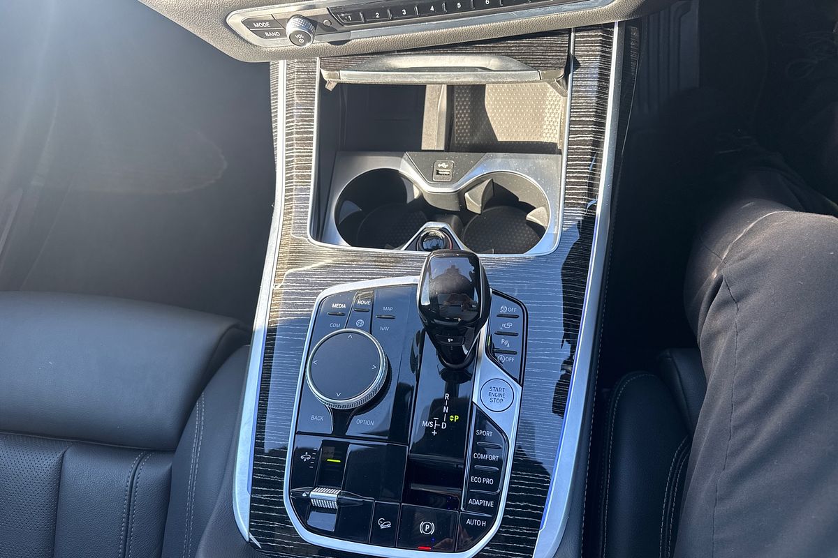 2022 BMW X7 xDrive30d G07