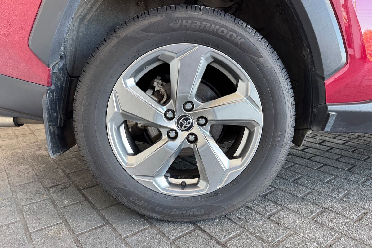 2021 Toyota RAV4 GXL AXAH54R