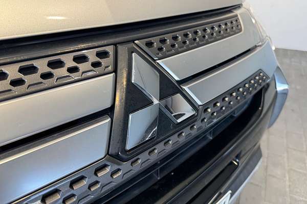 2020 Mitsubishi Outlander ES ZL