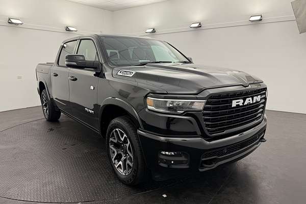 2025 RAM 1500 Laramie Sport Hurricane SO RamBox DT 4X4 SWB