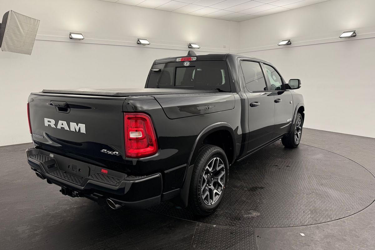2025 RAM 1500 Laramie Sport Hurricane SO RamBox DT 4X4 SWB