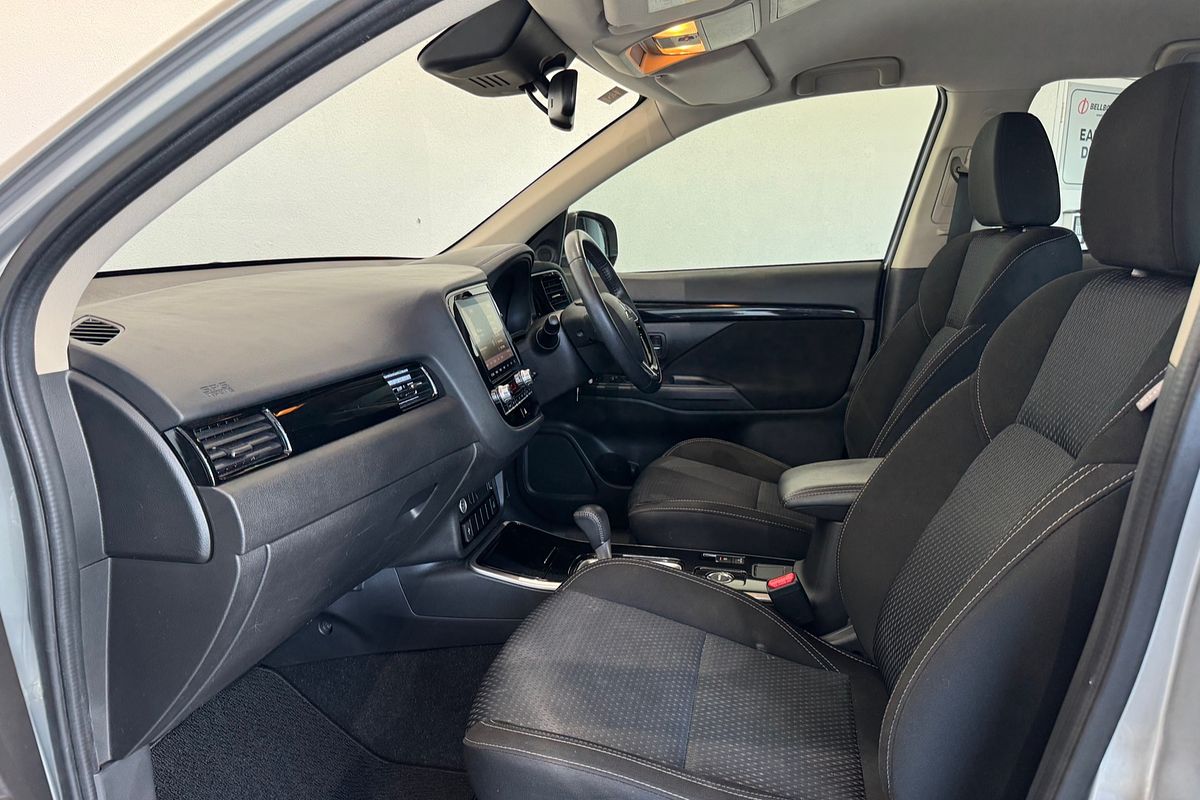 2020 Mitsubishi Outlander ES ZL