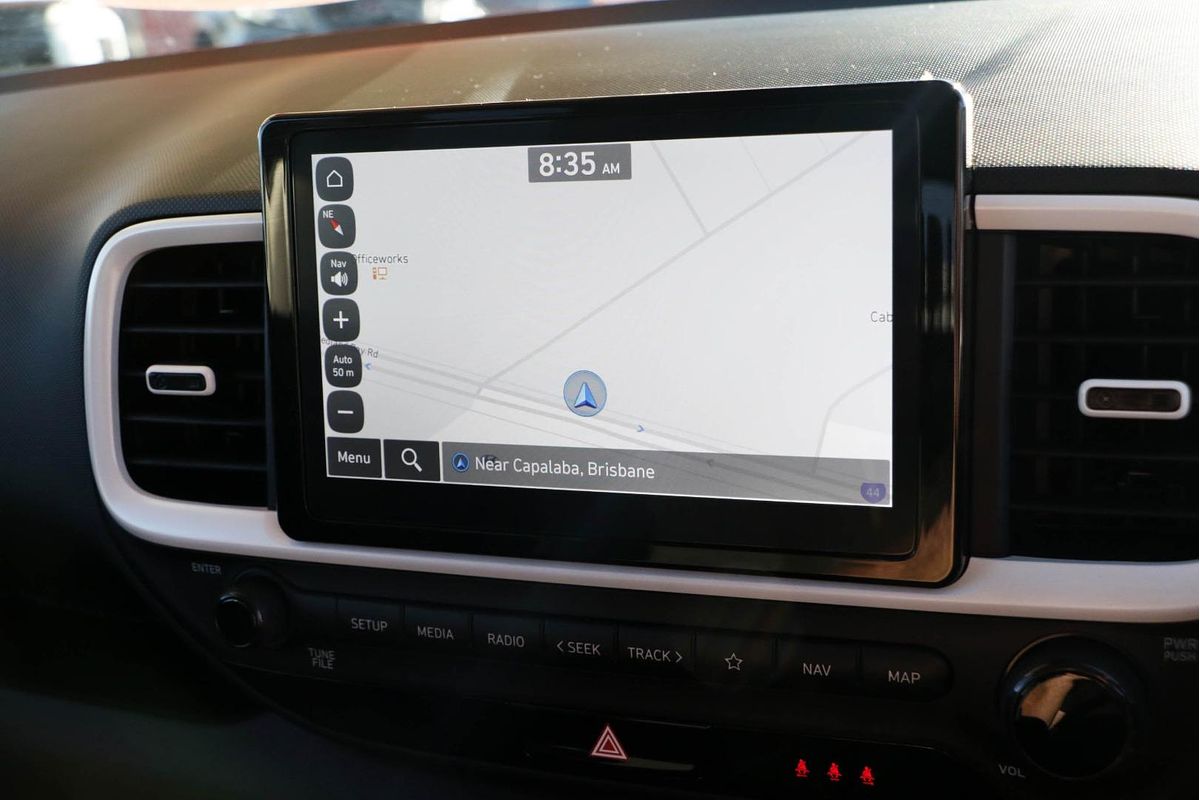 2024 Hyundai Venue Elite QX.V5