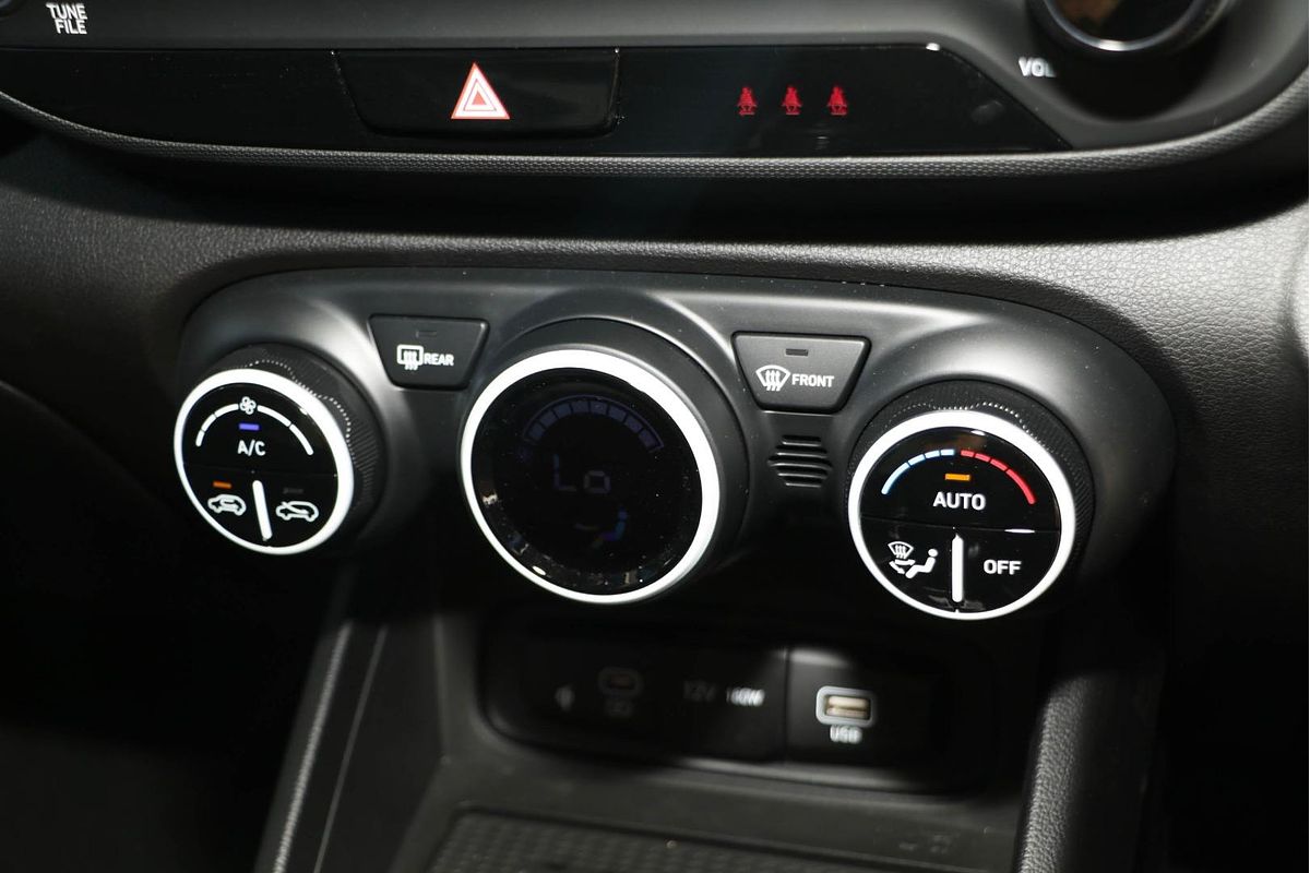 2024 Hyundai Venue Elite QX.V5