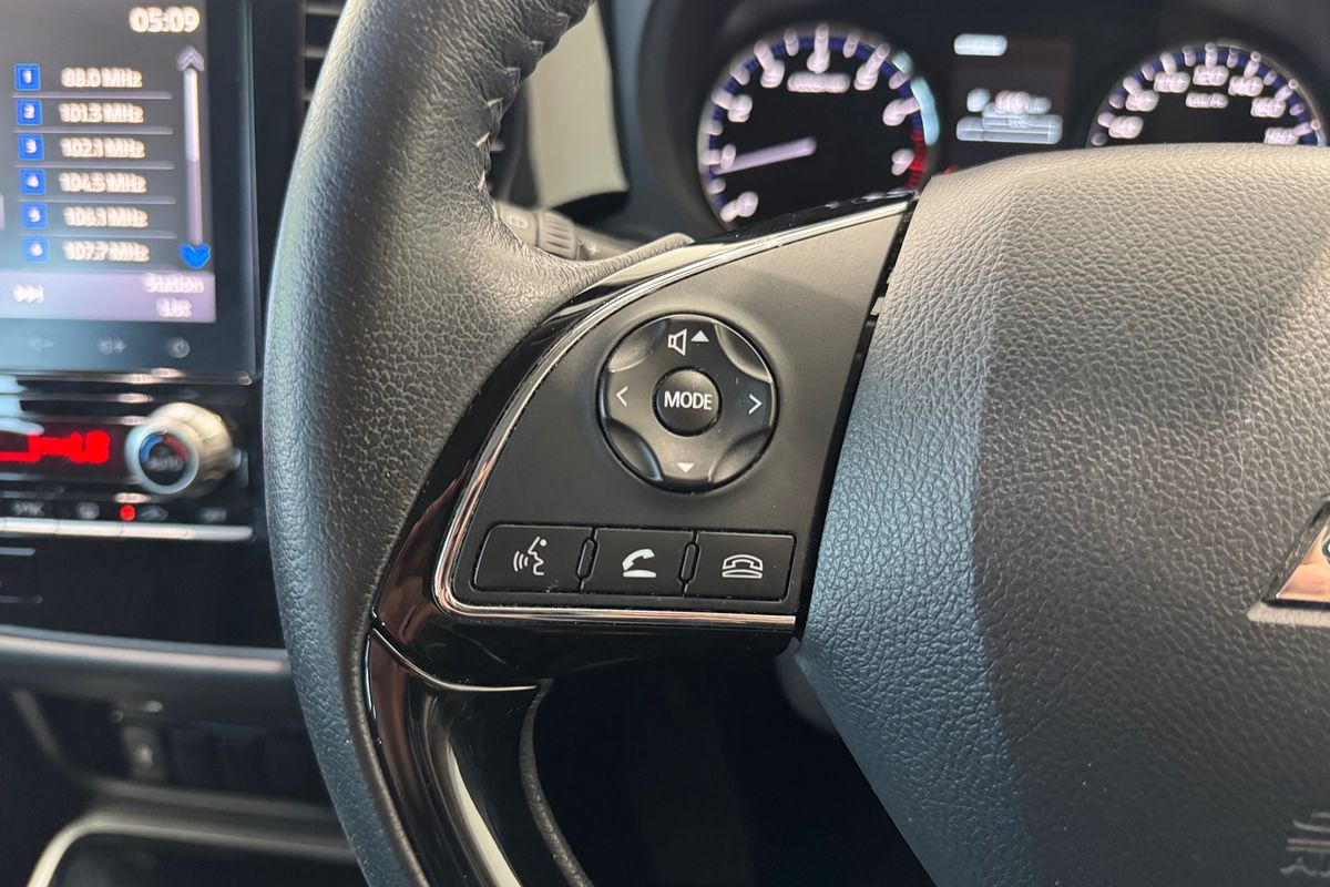 2020 Mitsubishi Outlander ES ZL