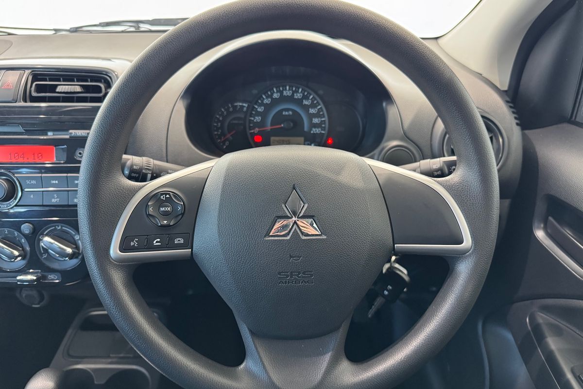 2018 Mitsubishi Mirage ES LA