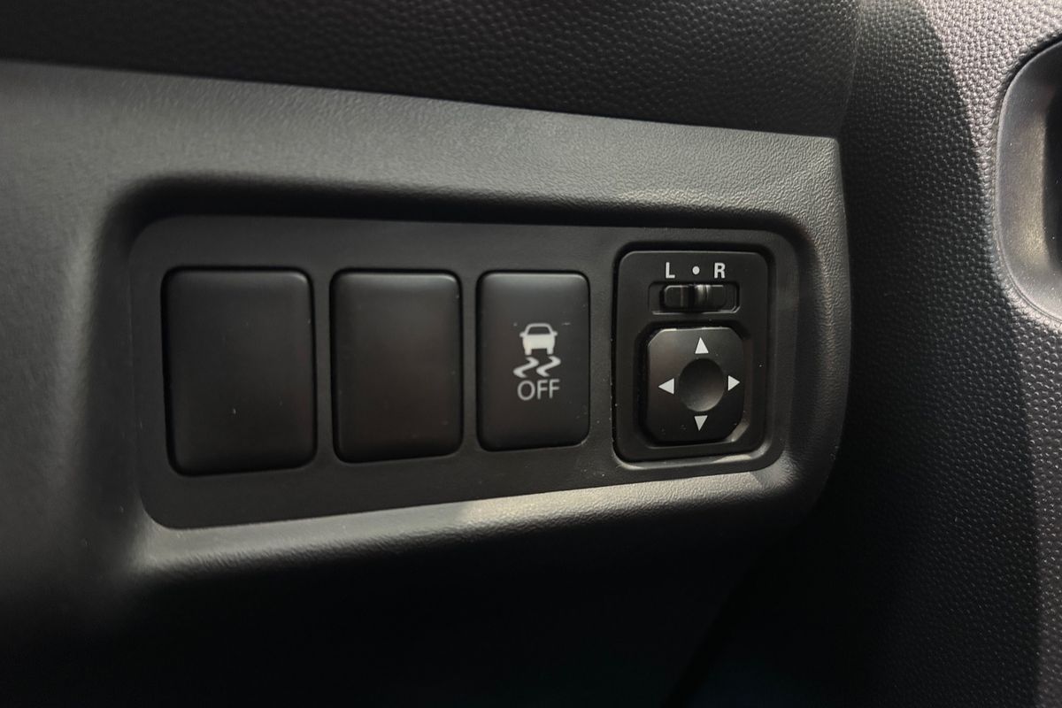2018 Mitsubishi Mirage ES LA