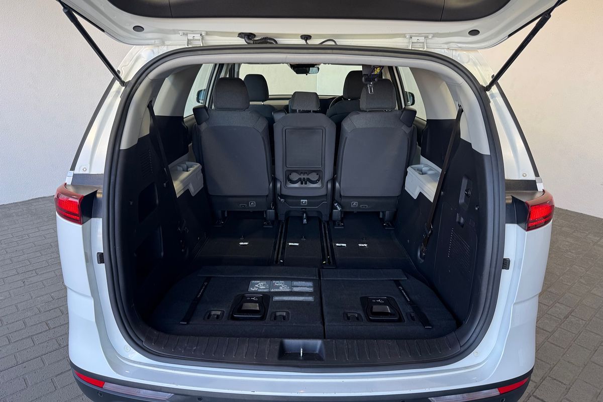 2023 Kia Carnival S KA4