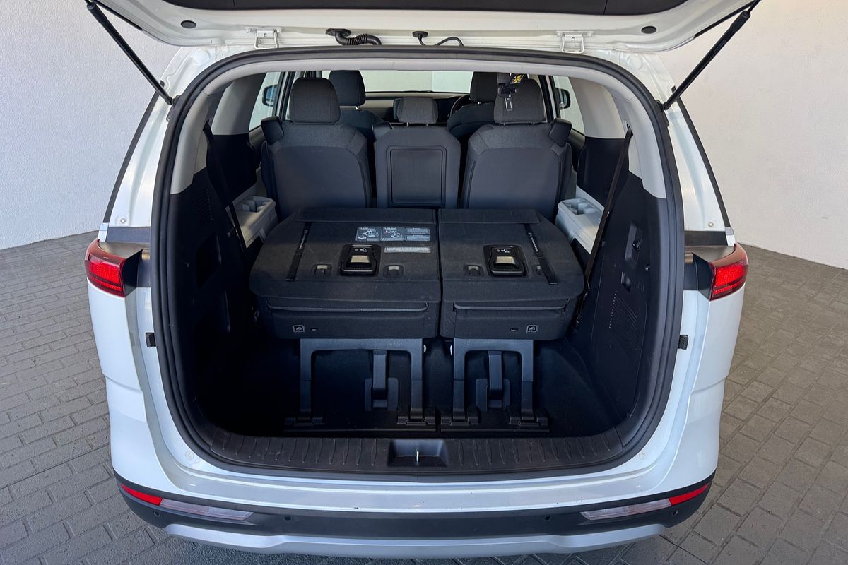 2023 Kia Carnival S KA4