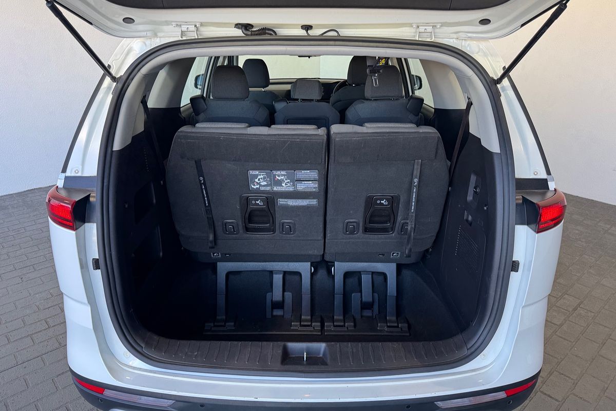 2023 Kia Carnival S KA4