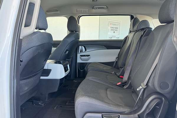 2023 Kia Carnival S KA4