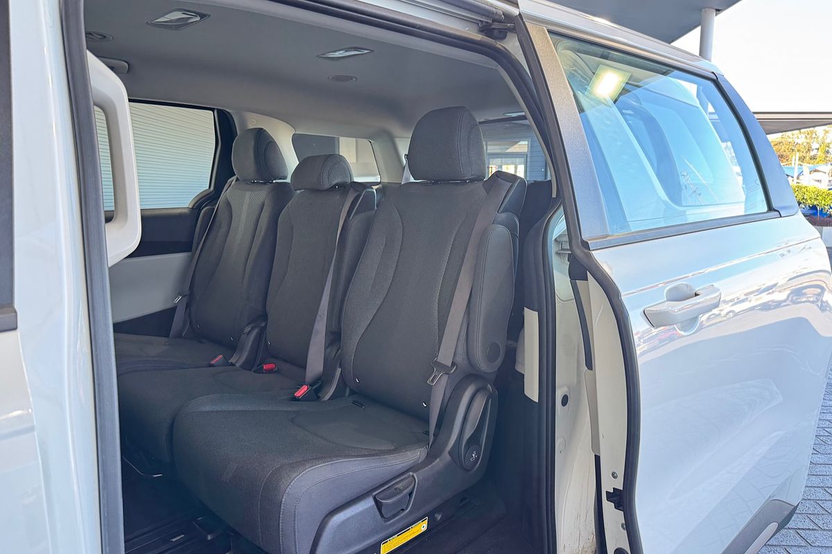 2023 Kia Carnival S KA4