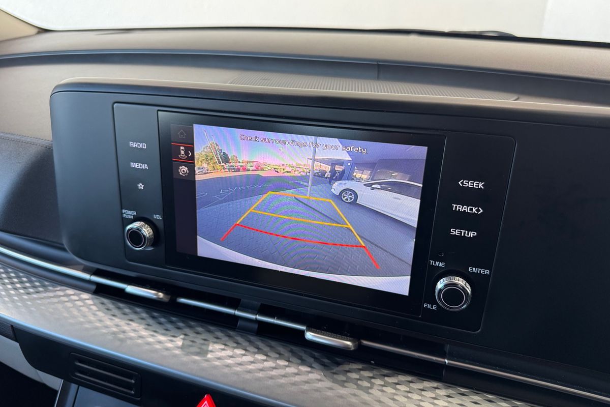 2023 Kia Carnival S KA4