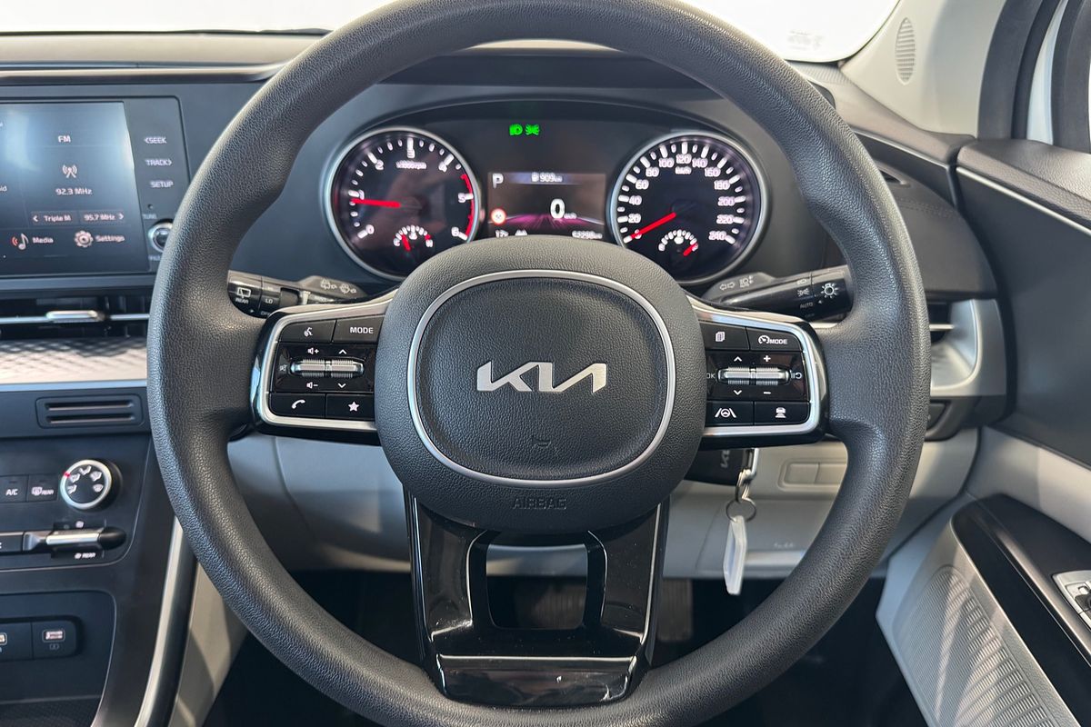 2023 Kia Carnival S KA4