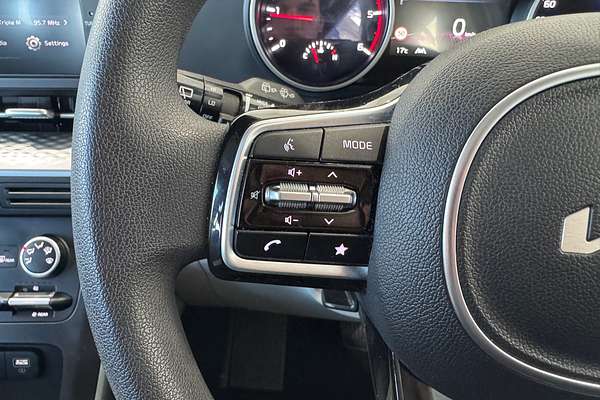 2023 Kia Carnival S KA4