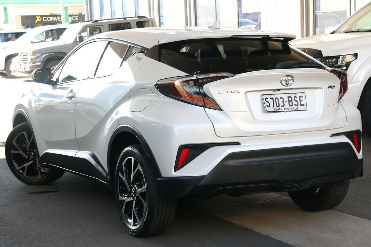 2017 Toyota C-HR Koba NGX10R