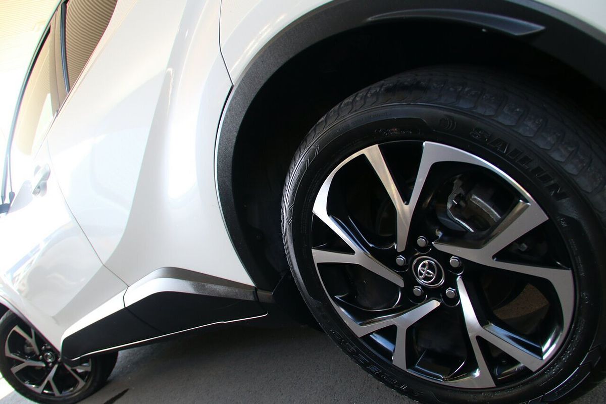 2017 Toyota C-HR Koba NGX10R