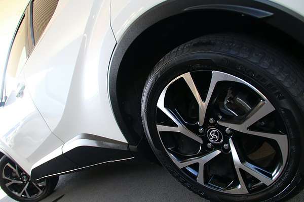 2017 Toyota C-HR Koba NGX10R