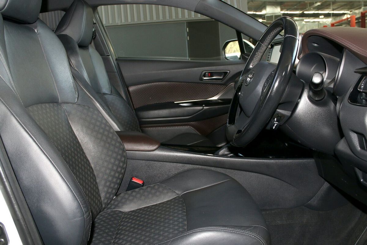2017 Toyota C-HR Koba NGX10R