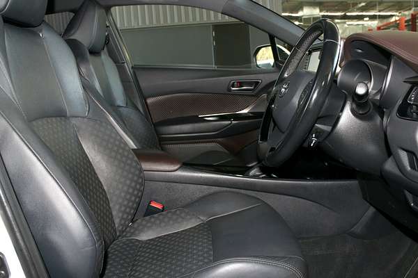 2017 Toyota C-HR Koba NGX10R