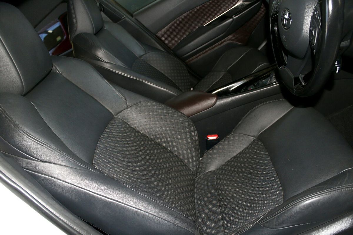 2017 Toyota C-HR Koba NGX10R