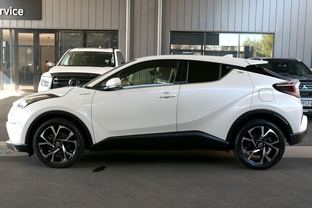 2017 Toyota C-HR Koba NGX10R