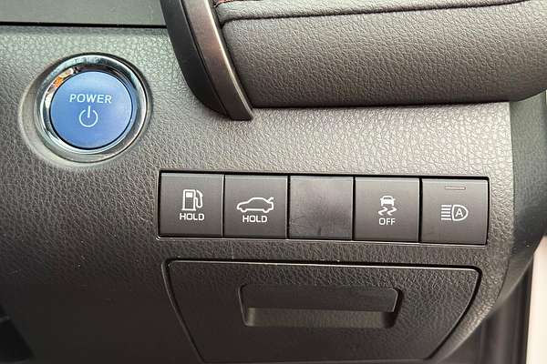 2019 Toyota Camry Ascent Sport AXVH71R