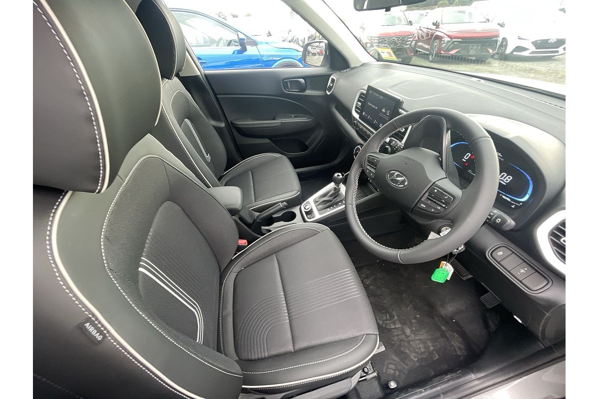2025 Hyundai Venue Active QX.V5