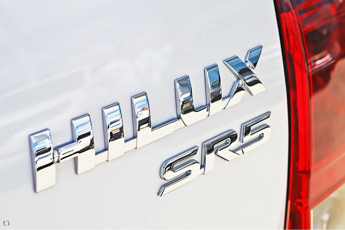 2020 Toyota Hilux SR5 GUN126R 4X4