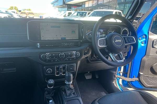 2024 Jeep Wrangler Unlimited Overland JL