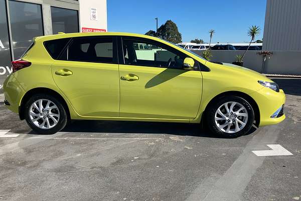 2015 Toyota Corolla Ascent Sport ZRE182R